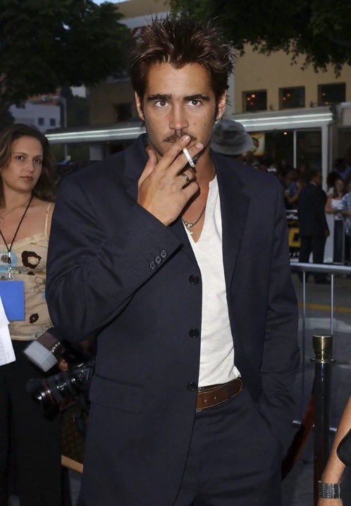 bauvkin's tweet photo. Colin Farrell, 2003 https://t.co/Q2FgYfPcAP
