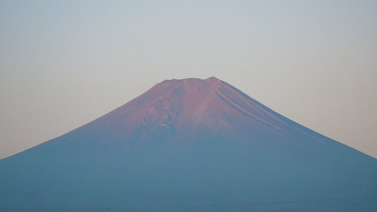 bogen548's tweet photo. おはようございます。7/23(木)
4:50現在21.9度です。 https://t.co/dUZbprw30s