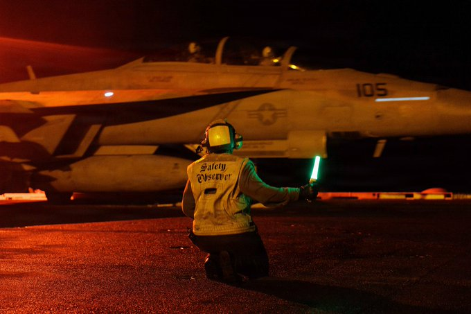 SputnikInt's tweet photo. CENTCOM confirms new wave of US strikes against Iran

The US military has launched another round of attacks, hitting multiple targets across southern Iran.

Local media reported explosions in Sirik, Ahvaz and Bushehr. In Ramshir, an asphalt storage facility was reportedly targeted.
