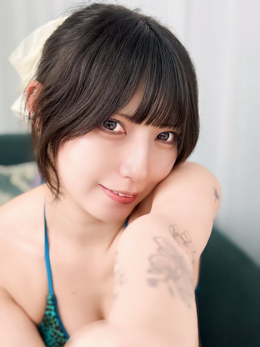 ReoNa デビュー前希少チェキ おはようー もうあついなあ TGIFのチェキは買ってくれた❔