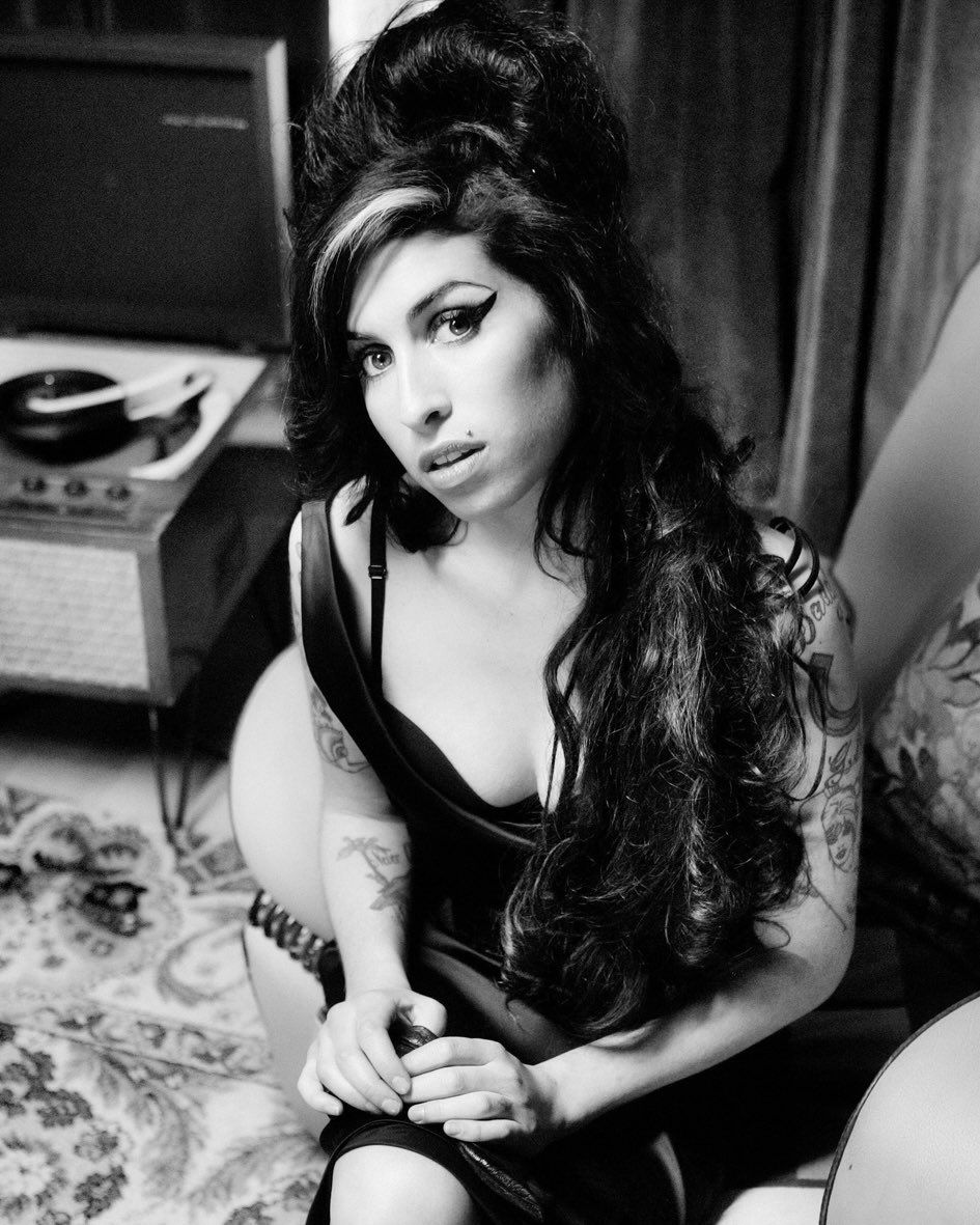 amywinehouse_uk's tweet photo. 14.09.1983 - 23.07.2011 🖤

15 years today. Not a day goes by where we don’t think about you. The true blueprint for so many modern day musical artists.

Forever my hero. Thank you for everything, Amy. Your music and legacy will live on forever. ❤️ 

#AmyWinehouse #AmyForever https://t.co/6dBar2ZnZk