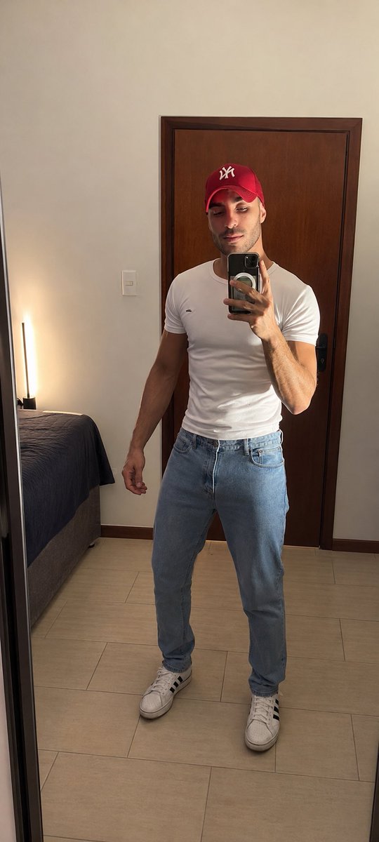 rafagauchoo's tweet photo. Pronto para tornar sua noite inesquecível. Atendimento para todos os públicos, incluindo casais. 🔥 https://t.co/0DyMRUbalA
