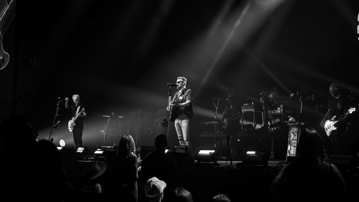 Eric Church tweet media