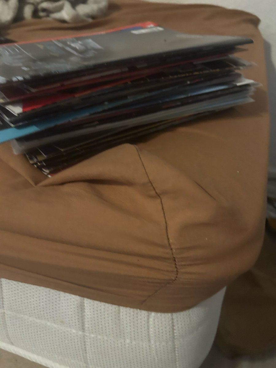 slvtforgussie's tweet photo. Here is my collection https://t.co/V7t9nq6jfQ