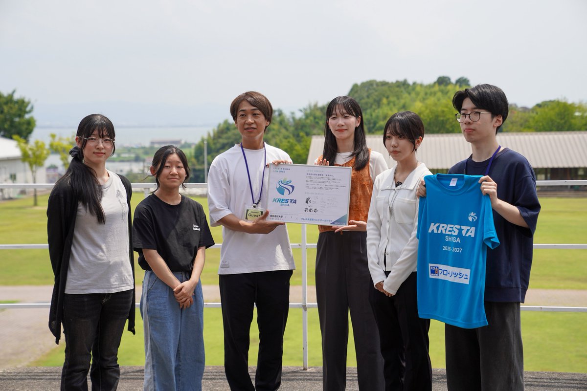 kocha_takashima's tweet photo. チームロゴを滋賀県唯一の美術大学である成安造形大学の学生さんに制作いただきました。

かっこよく作ってくれてありがとうございました😊 https://t.co/gWVziwHd0V