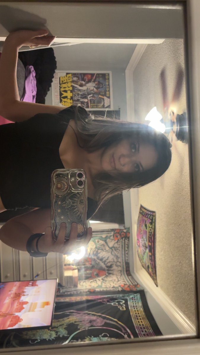 goddessomelia's tweet photo. if you’re seeing this you owe me 50 dollars 

findom paypig cashcow humanatm https://t.co/VaqITmau6i