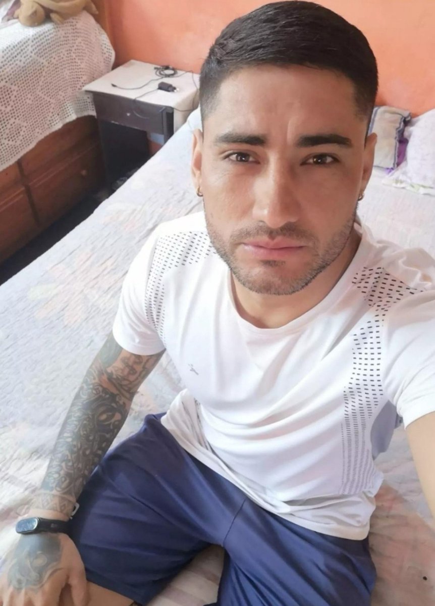 HeterosPY2's tweet photo. Ya sabennn 👀 
Turro futbolista... https://t.co/M4qDO1KgEE