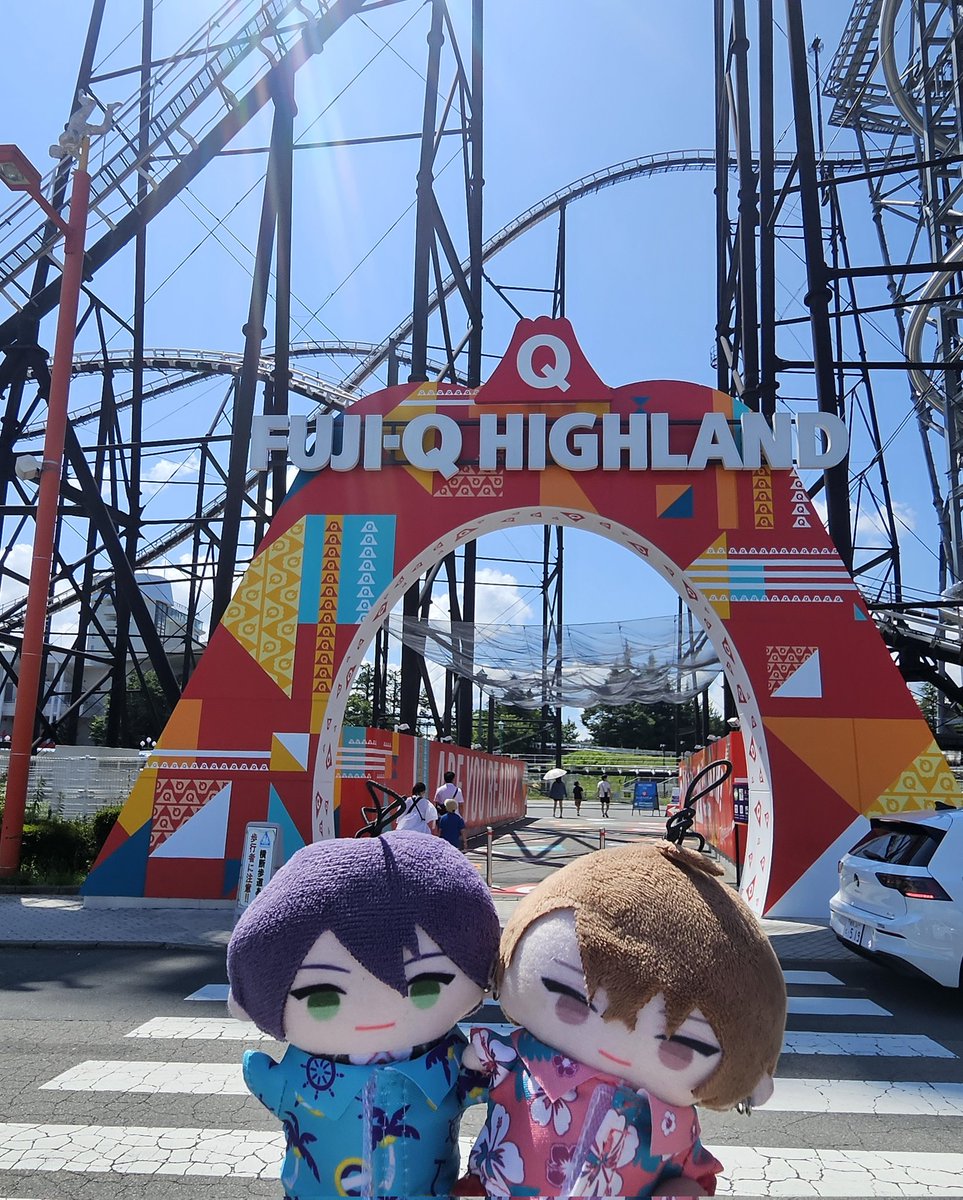kktk__aytk's tweet photo. 週末はひよこさんとヘルエスタの旅に行ってきました！サファリと富士急と三島スカイウォークに行って、ホテルではリミレスとSitRの円盤見たり、ひたすらお話してめちゃくちゃ楽しかった……ッ！！！二泊三日があまりに秒過ぎた……次はナガスパ！ https://t.co/dOqDYBe17n