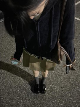 sinanuyanik59's tweet photo. たまに足出すけど視線めっちゃ感じる笑 https://t.co/I3Wqbz3zXX