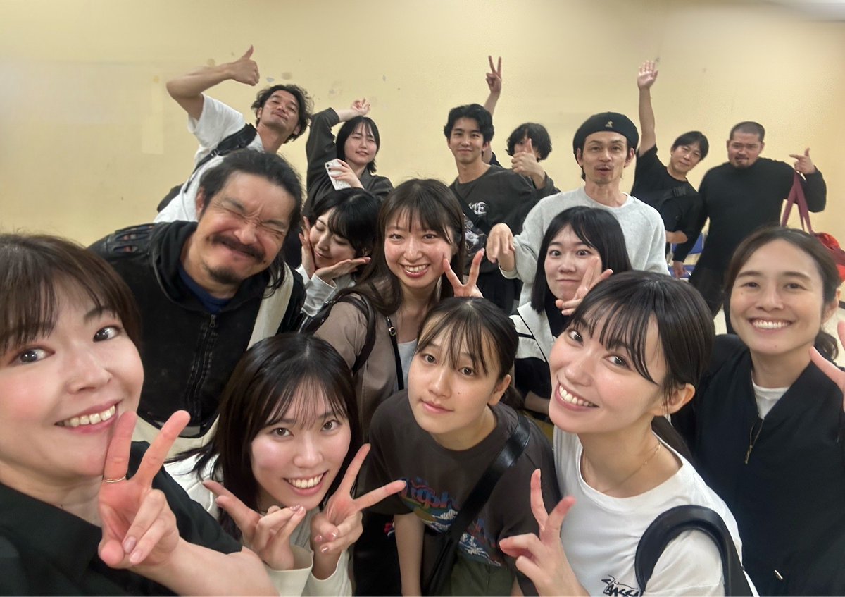 fuutanhisa's tweet photo. 舞台「陰陽師たち」
いよいよ本日から本番です！

📅 公演スケジュール
7/23(木) 14:00〜 / 19:00〜
7/24(金) 14:00〜 / 19:00〜
7/25(土) 13:00〜 / 18:00〜
7/26(日) 13:00〜 / 17:00〜

🏠 下北沢「劇」小劇場
🎟️当日券あります👇️
https://t.co/zx4cZju496

#ba陰陽師たち
#下北沢 https://t.co/6X06seI2cX