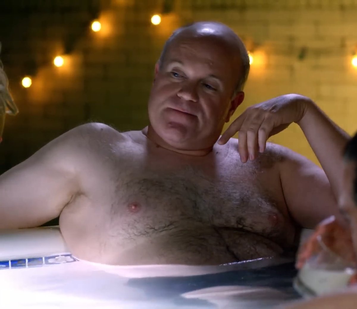 mmotvf's tweet photo. Mike Pniewski in the pilot episode of Franklin &amp; Bash. https://t.co/Wm9lIAcuTY