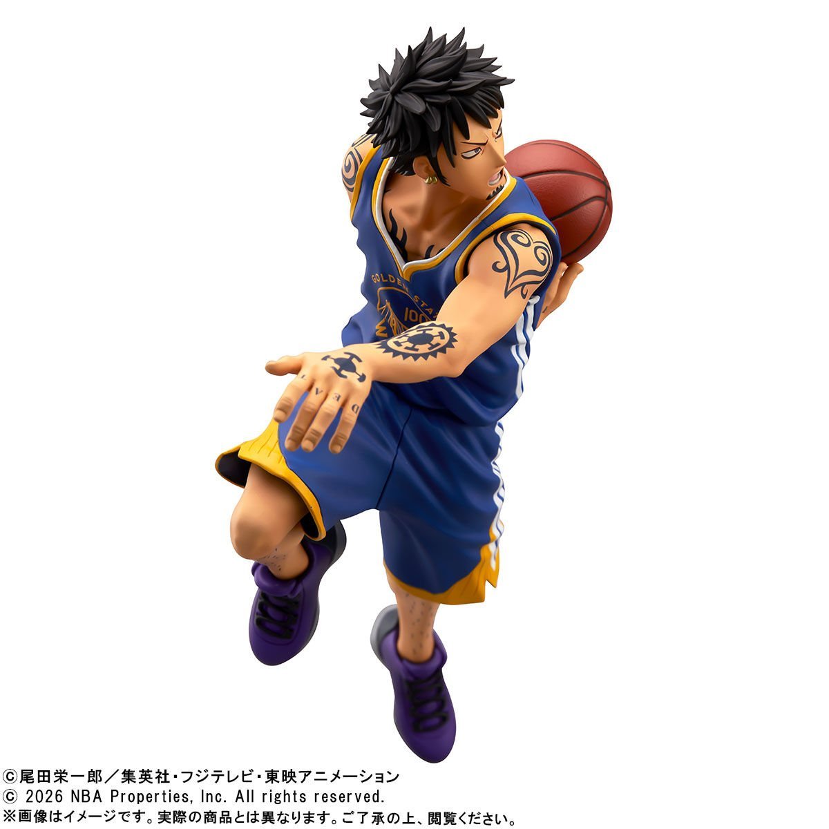 OPMerchandise's tweet photo. Product photos for One Piece x NBA Master Stars Piece The Trafalgar Law Golden State Warriors.

¥12100

🇯🇵: Preorder at Premium Bandai JP (does not ship to US). Ships January 2027.

#OnePiece https://t.co/tkTbW4SWZs