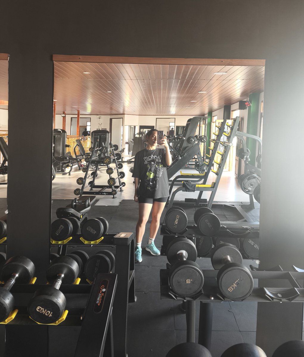 Bibiana__'s tweet photo. El hábito que más me ha costado construir y el que no quiero perder nunca🤞🏻💛 https://t.co/03Hn13xCyS