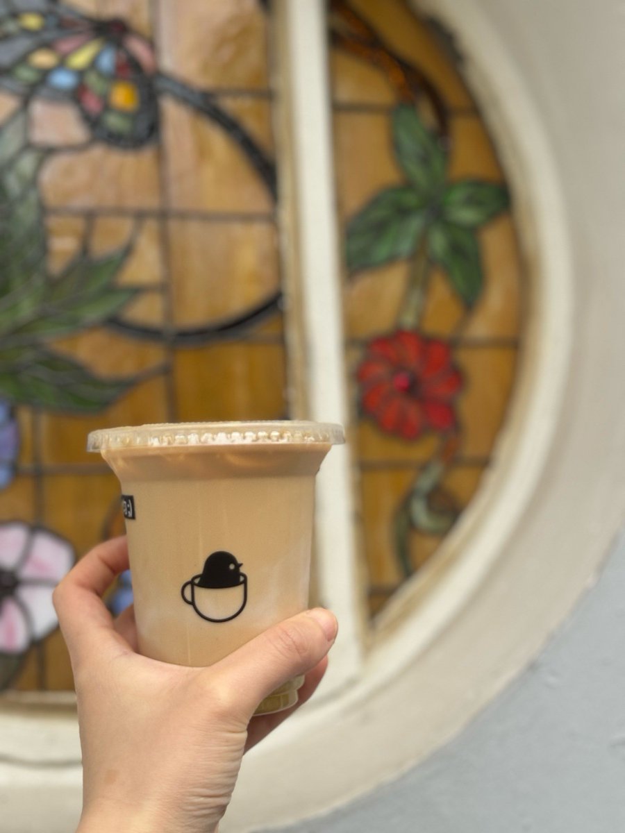 kikinumbers's tweet photo. Make a refreshing iced lemon mint latte in 2 mins: steep mint leaves in warm milk, add fresh lemon juice, ice and a splash of honey. Perfect for sunny afternoons!， https://t.co/8Nt2JZVxbM