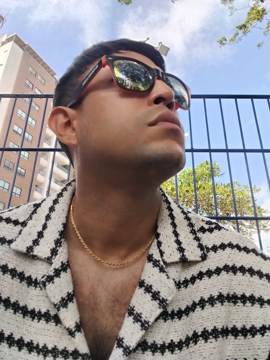 Richardmen2za's tweet photo. Solo puedo respirar en el presente. No puedo respirar en el pasado mi mucho menos en el futuro https://t.co/TcCci1SsPL