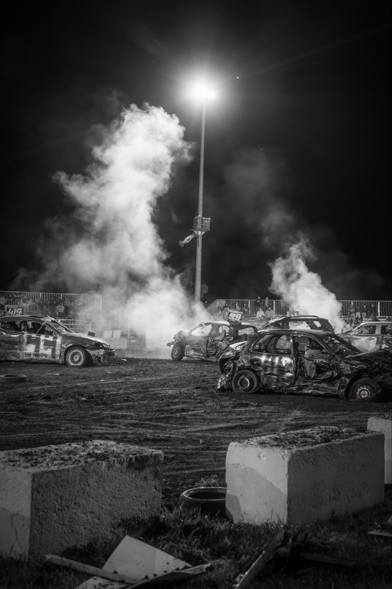 bnwmasters's tweet photo. Accidentally on Purpose
I love the smell of coolant in the evening
@OiShot12
.
.
.
#leicacamera #monochrome #leica #lawrencegriffin #kincardineOntario #smashupderby #phaseone #acromatic #collectart #FineArtPhotography #LimitedEdition #CanadianArt #Photography #lawrencegriffin https://t.co/BgOoovZHue