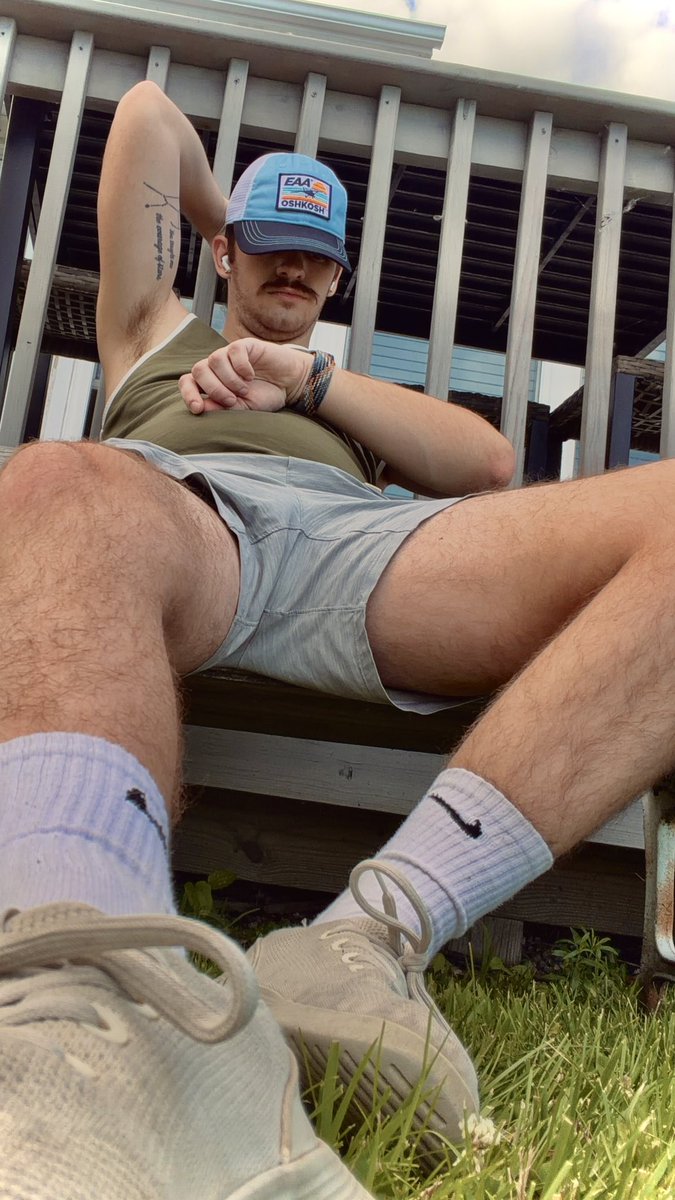 PupOrionGreen's tweet photo. Same socks today. Musty bro feet are waiting for you #sweatysocks https://t.co/PJ8naZ8ihR