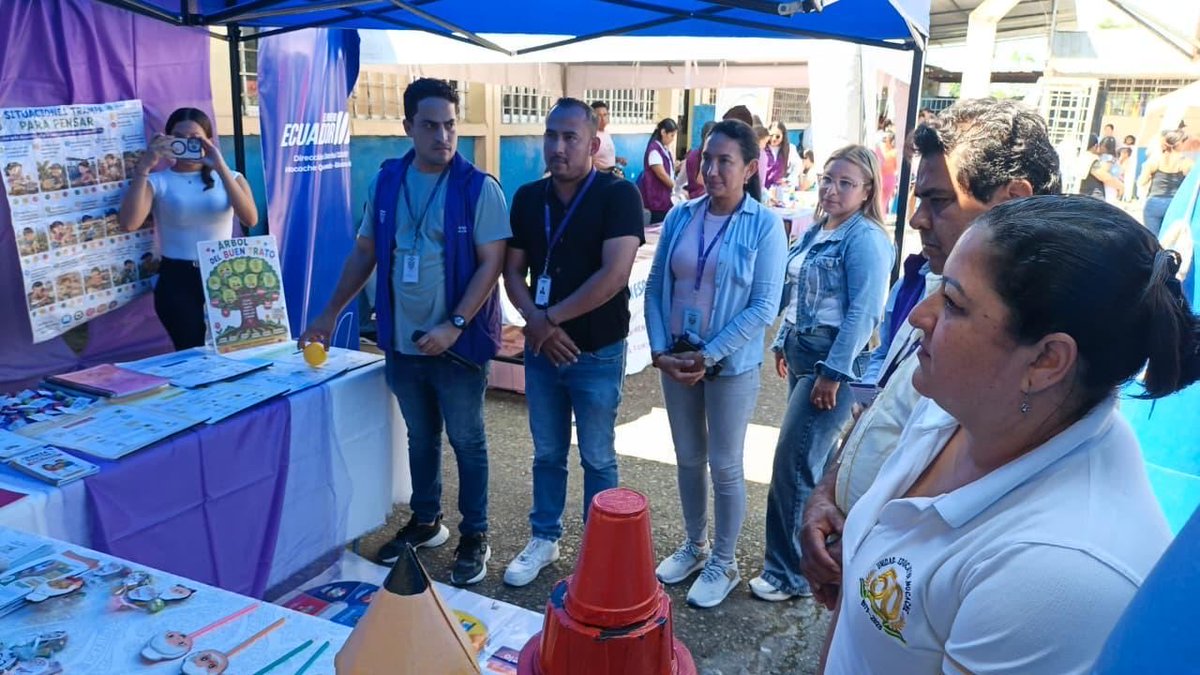 zona5MDH's tweet photo. 📍#LosRíos | En el recinto Pichilingue, cantón Mocache, desarrollamos la Brigada Social, acercando servicios, orientación e información de diversas instituciones públicas a las familias de la comunidad. 🤝💜

#MDHenTerritorio
#GobiernoDelEcuador https://t.co/V2CJVmy2kS