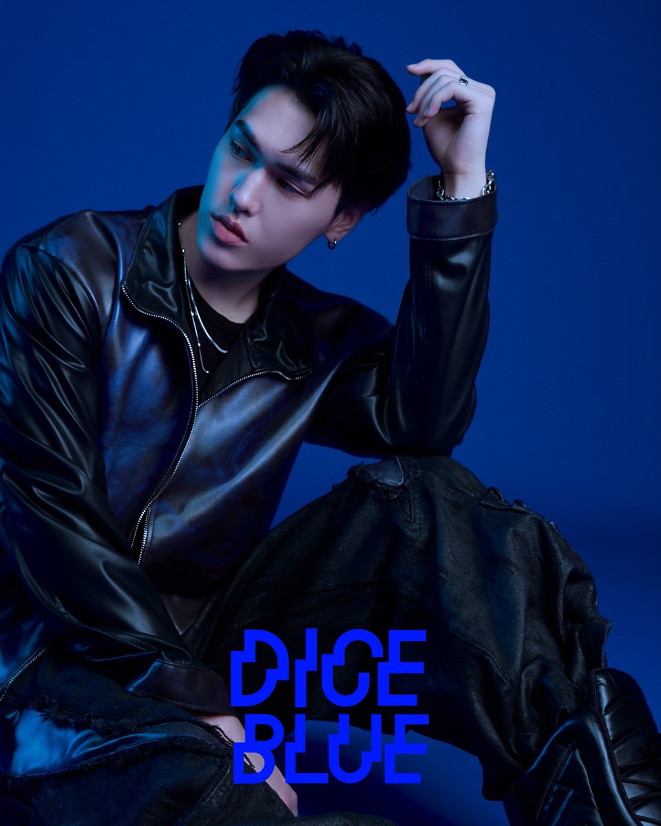 DICE_SONRAY's tweet photo. Member Reveal | OBO

#DICEBLUE_ลองกอด OFFICIAL MV
🔗: https://t.co/JFDbM4hljg

MUSIC ON ALL STREAMING
🔗: https://t.co/ykEiWUGiC3

#DICEBLUE_ลองกอด_MV 
#OBOaphinat
#DICEBLUE
#DICE_SONRAY 
#SONRAYMUSIC https://t.co/GvQHdh9CmK