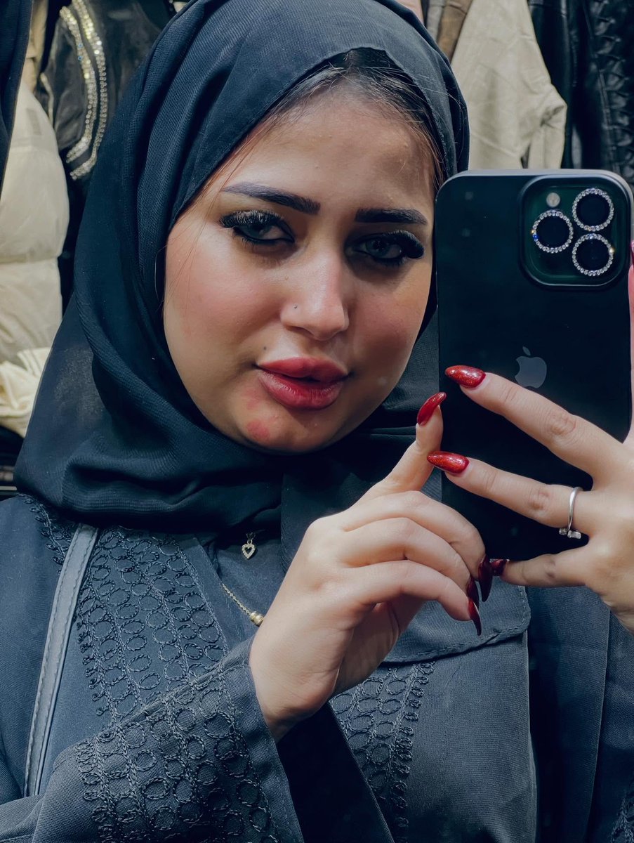 daldolelbanat's tweet photo. يلا يا عرص عشان احلب واصفيك افتح رجلك يلا واعمل ريتويت https://t.co/TkiGI8wXpM