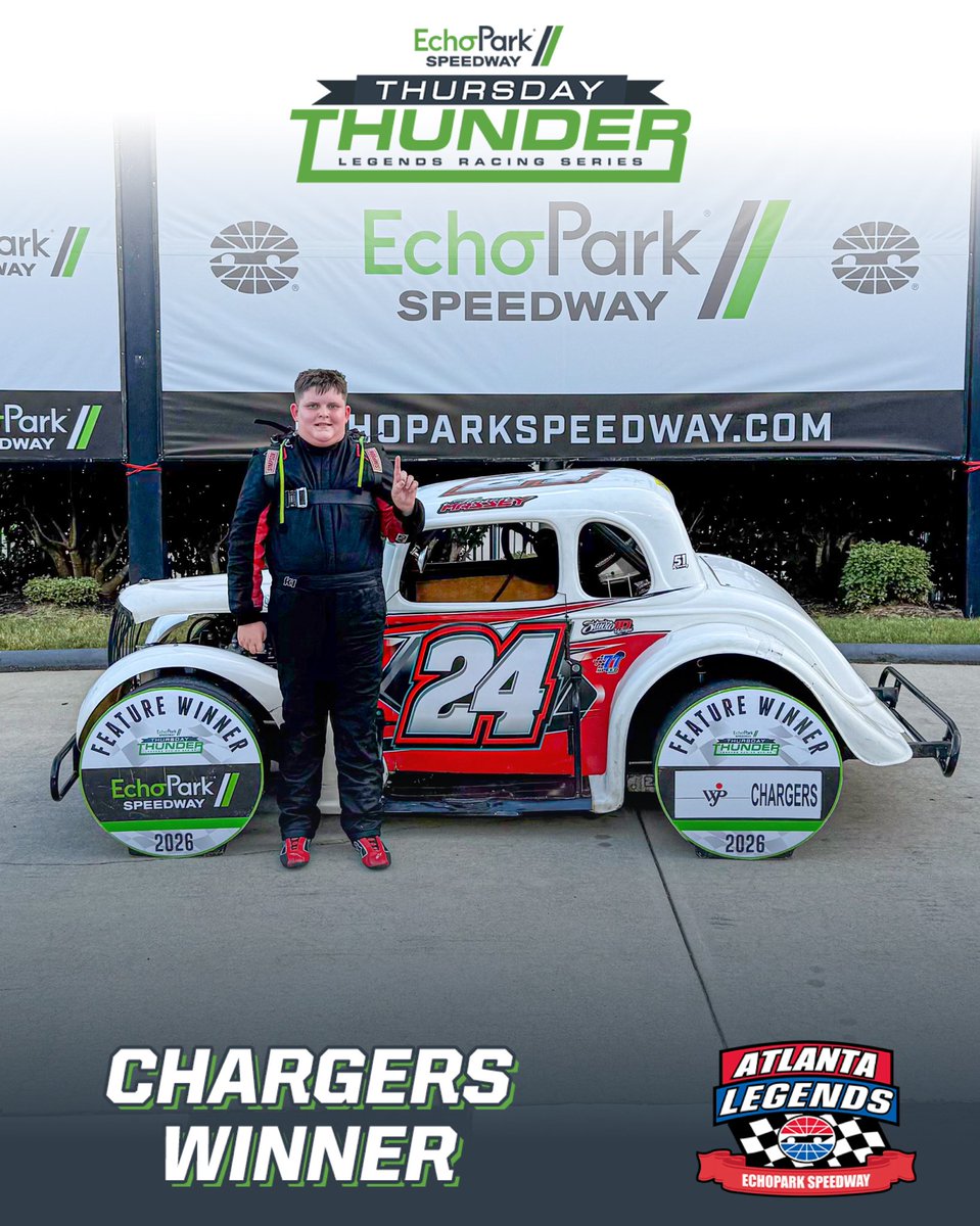 USLegendCars's tweet photo. Mason Massey ends the 2026 #ThursdayThunder season with a Round 10 Chargers Racing Experience victory at @EchoParkSpdwy!💪🏁💪

#INEX | @legendsofga https://t.co/iq4u7qPBPa