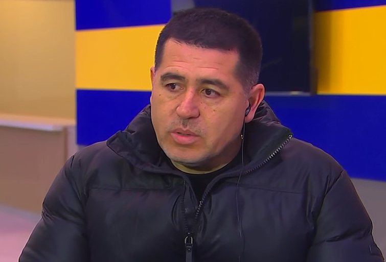 la12tuittera's tweet photo. 🗣️#Riquelme en @TyCSports:

"Al hincha, los quiero, que disfruten, si estamos todos juntos, vamos a lograr cosas importantes, siempre hay que soñar y ojalá a fin de año, podamos festejar". https://t.co/9A4nLh9Vwm