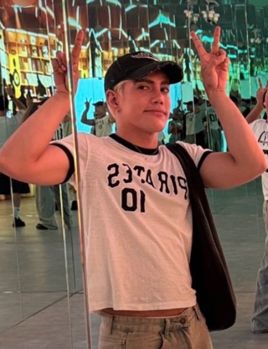 Tasha24__'s tweet photo. Cutieeee bebu🤏

©️oksoitsgino https://t.co/LCOoWNrnBm