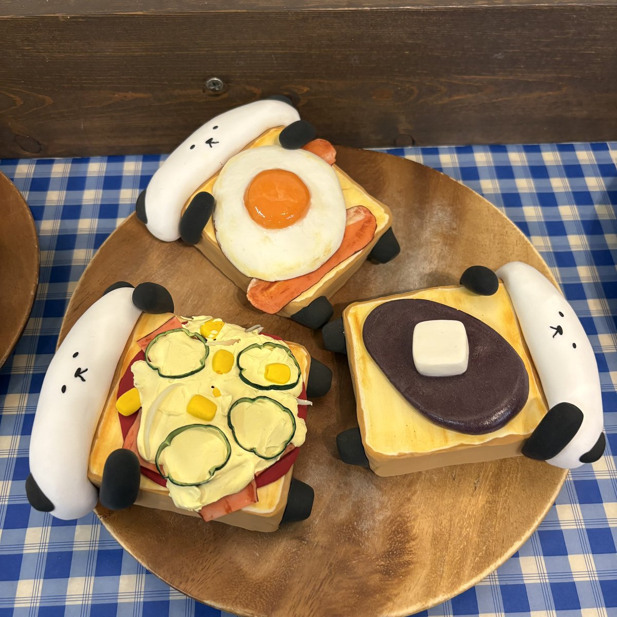 popoyamaoka's tweet photo. 本日からキャナウの企画展、私の好きな喫茶店、が始まりました。
会期中は、もしかしたら追加納品するかも。
私の好きな喫茶店~おいしいものと楽しい時間~
2026年7月23日(木)~8月9日(日)
11:30-18:00(火・水定休日)(最終日は17時まで)
#キャナウ #canow #阿���ヶ谷 #カトコト #パンダ https://t.co/DH9sMHkv8s