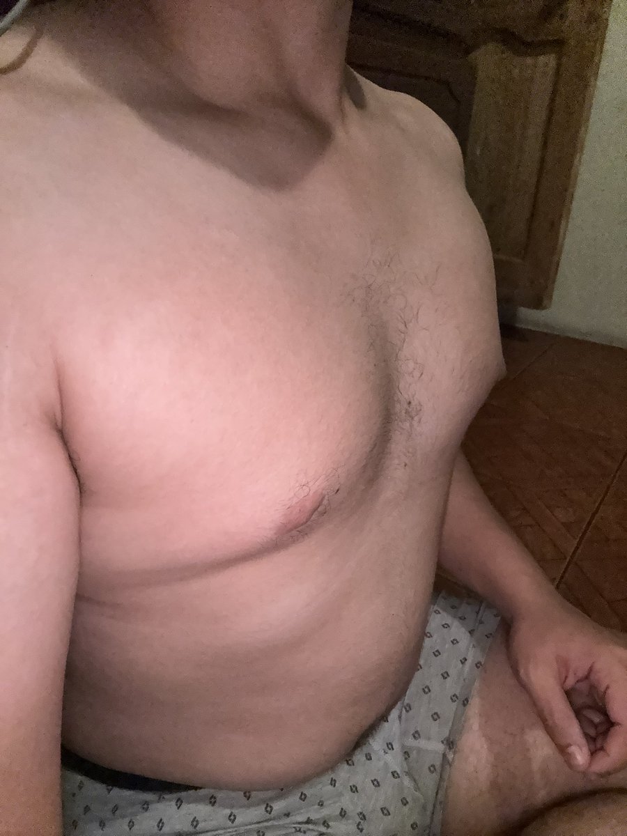 Holag4ty's tweet photo. Crees que tengo buenas tetas? https://t.co/eocRsdJrJW