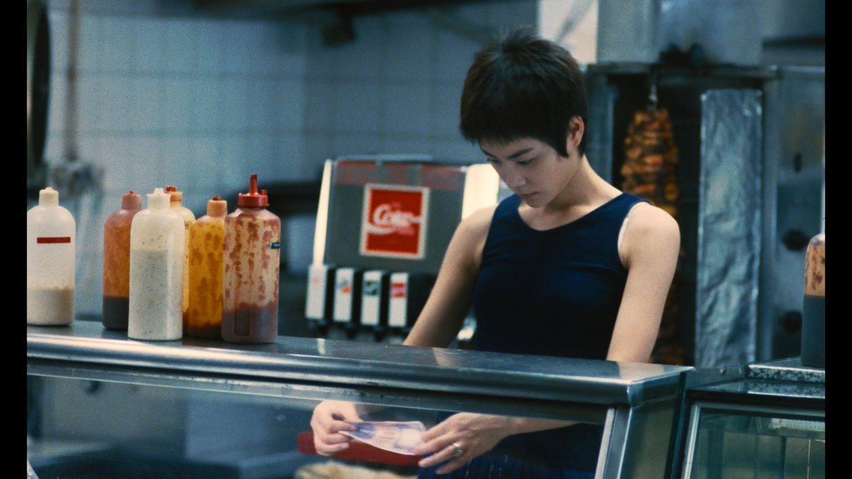 botWongKarwai's tweet photo. Chungking Express (1994) https://t.co/nlr6lUAnEE