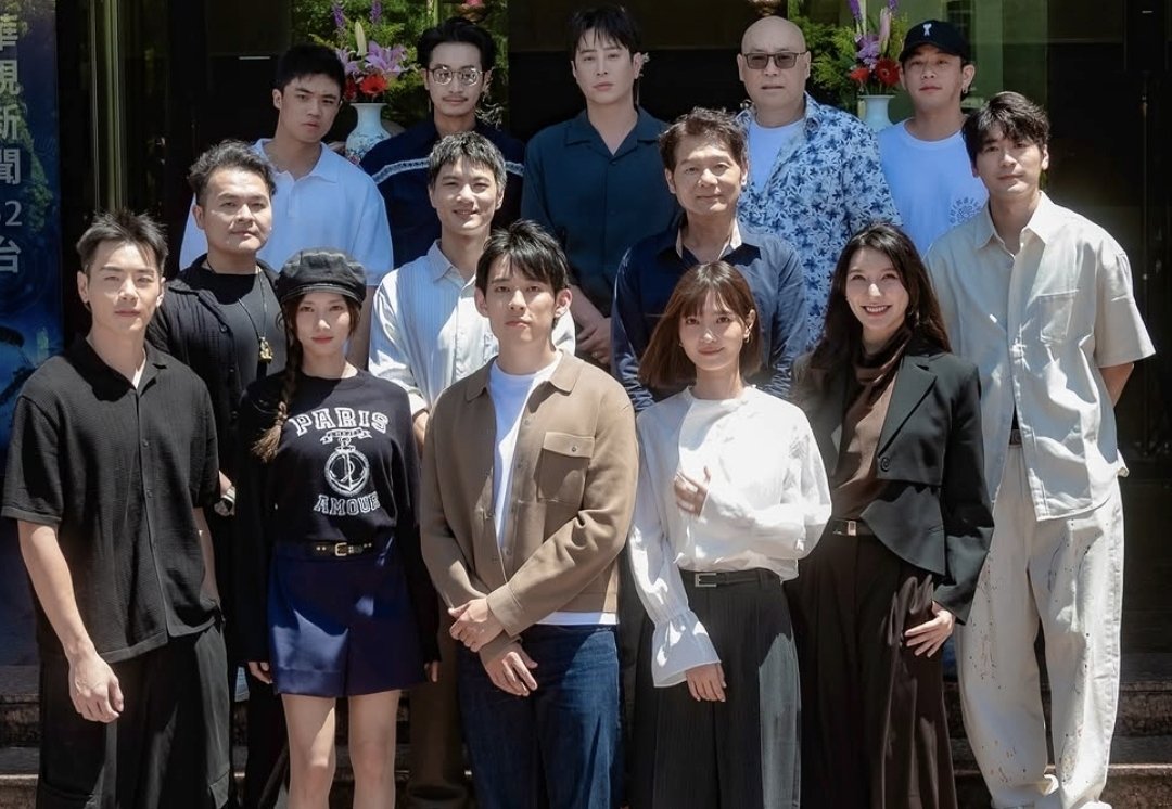 chrisjake_cp's tweet photo. New show for Jake as well. I see Jake, Bruce and Charles in one shot together. 👀 Can't wait! #jakehsu #charlestu #brucehung #徐鈞浩 #無罪推定2 https://t.co/pkOoZljXeQ