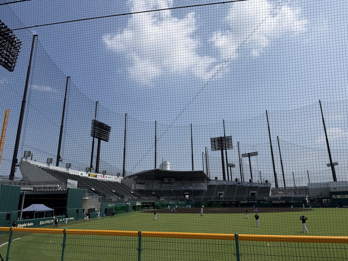yuta_nakano7's tweet photo. 今日はSGLからお届けします📝📷☀️ https://t.co/Owu2JSMKHQ