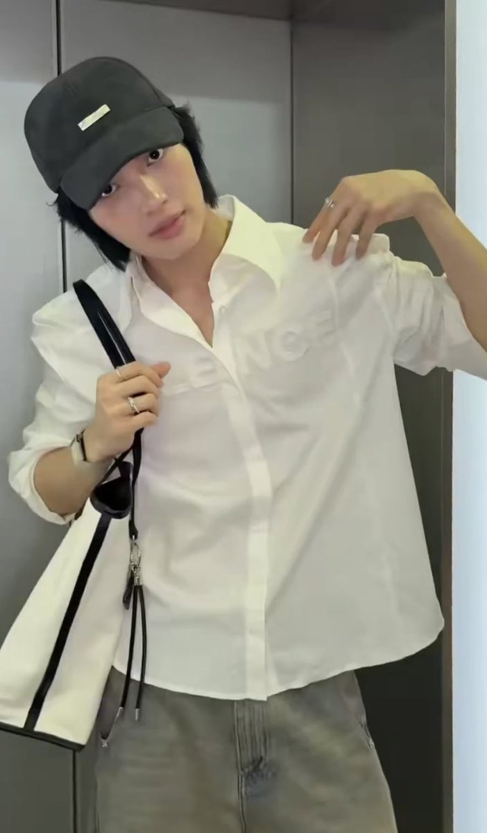 bae_boolove's tweet photo. Gm beautiful boy @winmetawin 💞 https://t.co/gRMasWmWMR