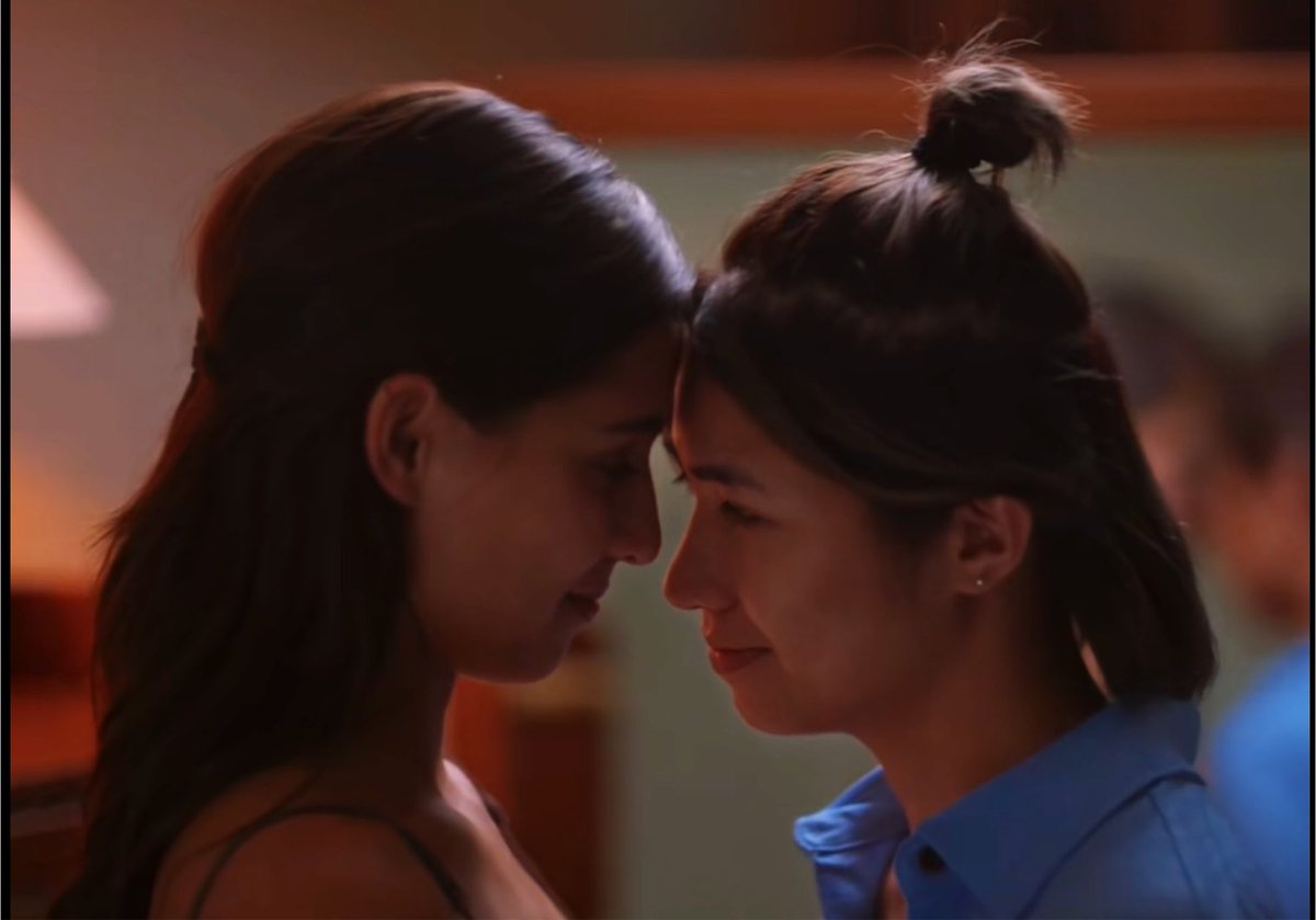 AltheyuhMoves's tweet photo. enough time has passed… i can talk Open Ending’s ending. Hannah blinked like nonstop, fluttering eyelashes and all… girl chose chaos. https://t.co/5ovjYZHTFc