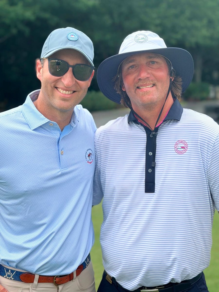 TurfTank's tweet photo. One of my favorite pictures from the @USGA #adaptiveopen myself and DoA @RyanSeveridtWCC met Ryan at Woodmont for the first time last year as I emailed and told him I’d be participating. Happy to say we keep in touch, did a @GCSAA seminar together and will be lifelong friends. https://t.co/LjsetVnyRP