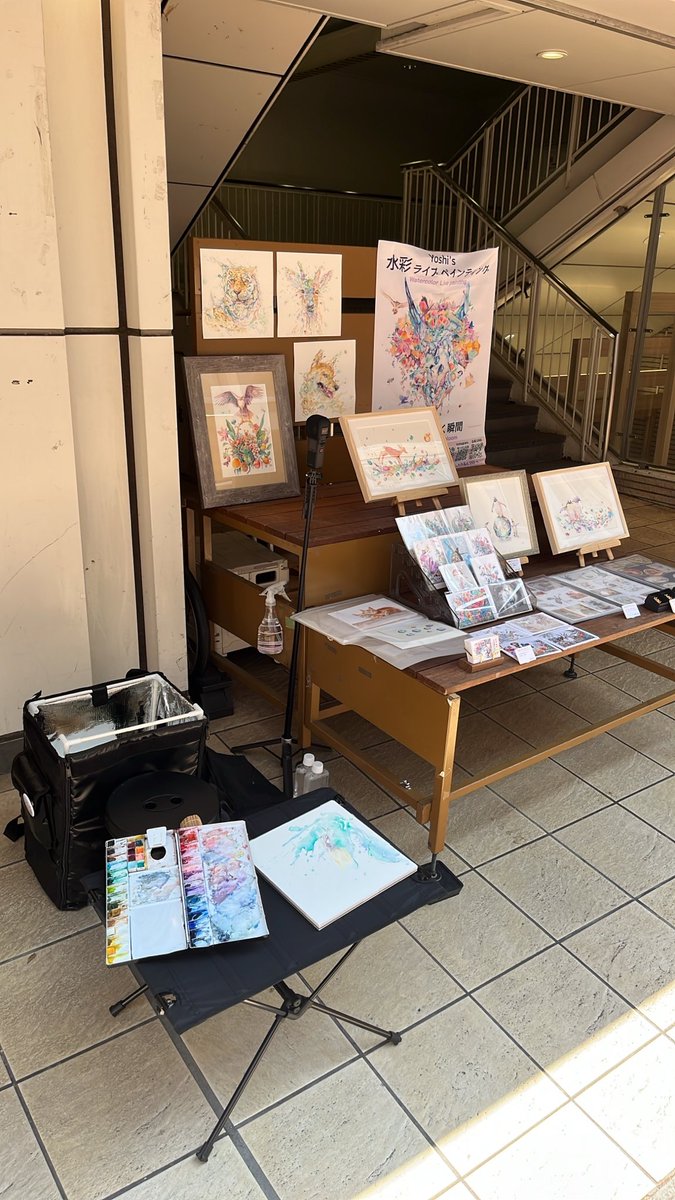 YSilverquick's tweet photo. 準備できました！描き始めます！

(暑っっっ！！) https://t.co/9tc0FtyiJB