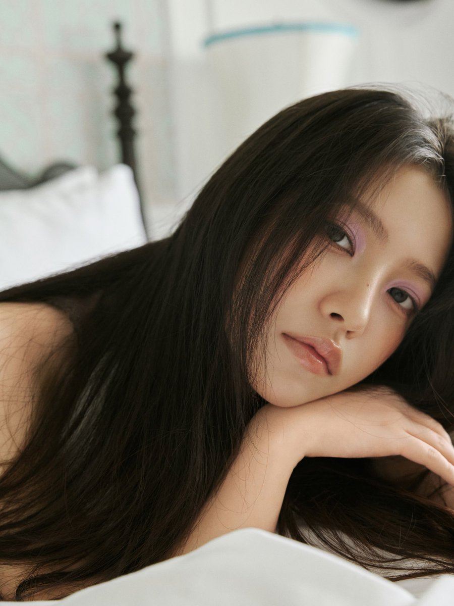 KIMYERIM_INTL's tweet photo. DAZED Korea August 2026 X KIM YERIM

ON MY OWN TERMS
Yeri, now. A person learning to believe in herself, finding her own pace.

https://t.co/ReRhsLv6Y8
#김예림 #KIMYERIM #예리 #YERI https://t.co/FKORa6HjQU