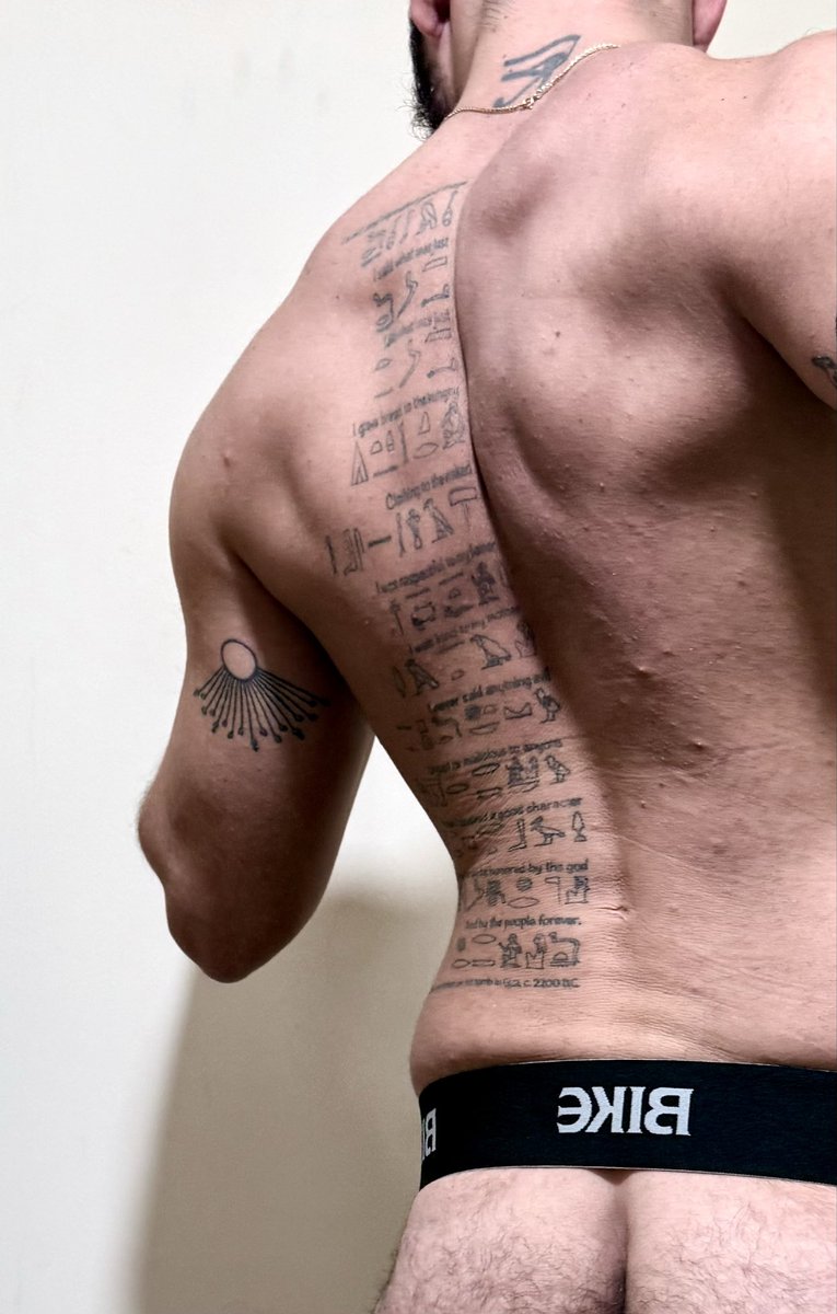 michiruzo's tweet photo. I’m just a real (not regular) dude. Dm me. I don’t bite. #jockstrap #hairy #gay #mature #man #tattoo #inked #hieroglyphs #back #body #fitness #real #latin #muscle #ass #bubblebutt #underwear #mensunderwear #jock #strap #bodypositivity #nofilter #manofmystery #secret #code https://t.co/vKhqpW02R2