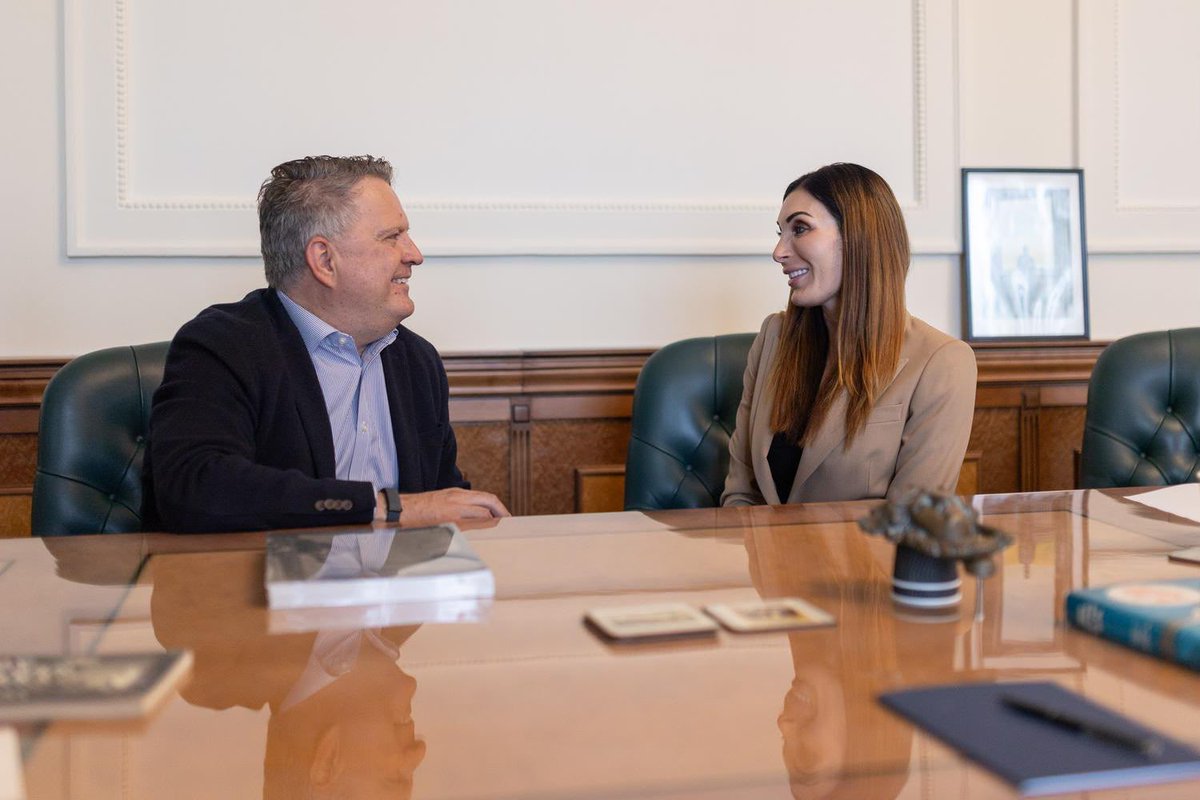 SergiyKyslytsya's tweet photo. It was interesting to sit down and talk to @LauraLoomer and then to go to Kyiv-Pechersk Lavra on Wednesday. Seeing for the first time and for me yet another time how putin droned a heart of Christianity ✝️ is a very powerful and moving experience. Thank you @LauraLoomer for taking initiative and traveling to Ukraine now.