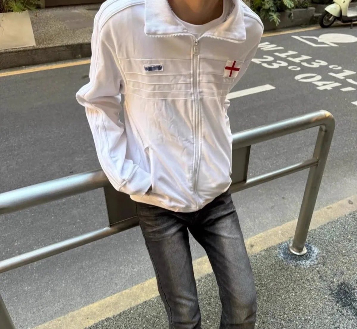 Sadesmkdg's tweet photo. 噢 我累了 https://t.co/5O1KjK21R5