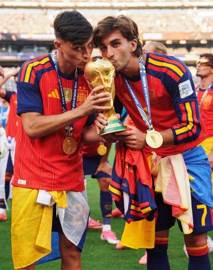 Noni_lluvyb's tweet photo. اقوللل ابي كل شيبر فيران و بيدري العرب حالاً اعشقكم وين كنتوا مختفيين؟ اطلعوا حبايبي https://t.co/6shW3evXHH