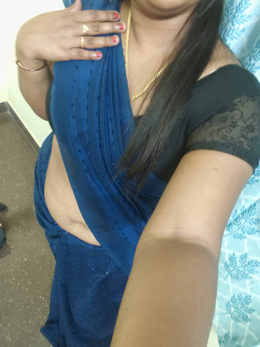 Crazyanitha98's tweet photo. Saree show available 
Telegram I'd Crazyanitha88 
https://t.co/PkniexcH0U

@kettavan_584 @kamaveriyan23 @AjithGs16227602 @KiranR45011183 @chandran_d62592 @king_off_maja00 @Swetha49506566 @deepa_mami @vampireelix @RajDxraj https://t.co/Dh2LyS3YYM