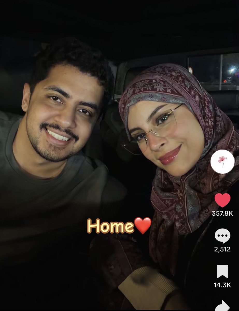 parkhanyul1's tweet photo. ما تدرون شقد احب نون محمد بالبدايه كنت احسها تسرعت و مع كذا كنت ادعم قرارها لانها اعلم بنفسها و انا اشوف سعادتها و تعليقات بكر افرح لاني احسها شخص يستحق كل السعاده اثق فيها و اي شي تمدحه اشتريه و يطلع بيرفكت و خيال الوحيده من المشاهير العرب الي اثق فيها عسسسسسسل https://t.co/4GYMg6Iymb