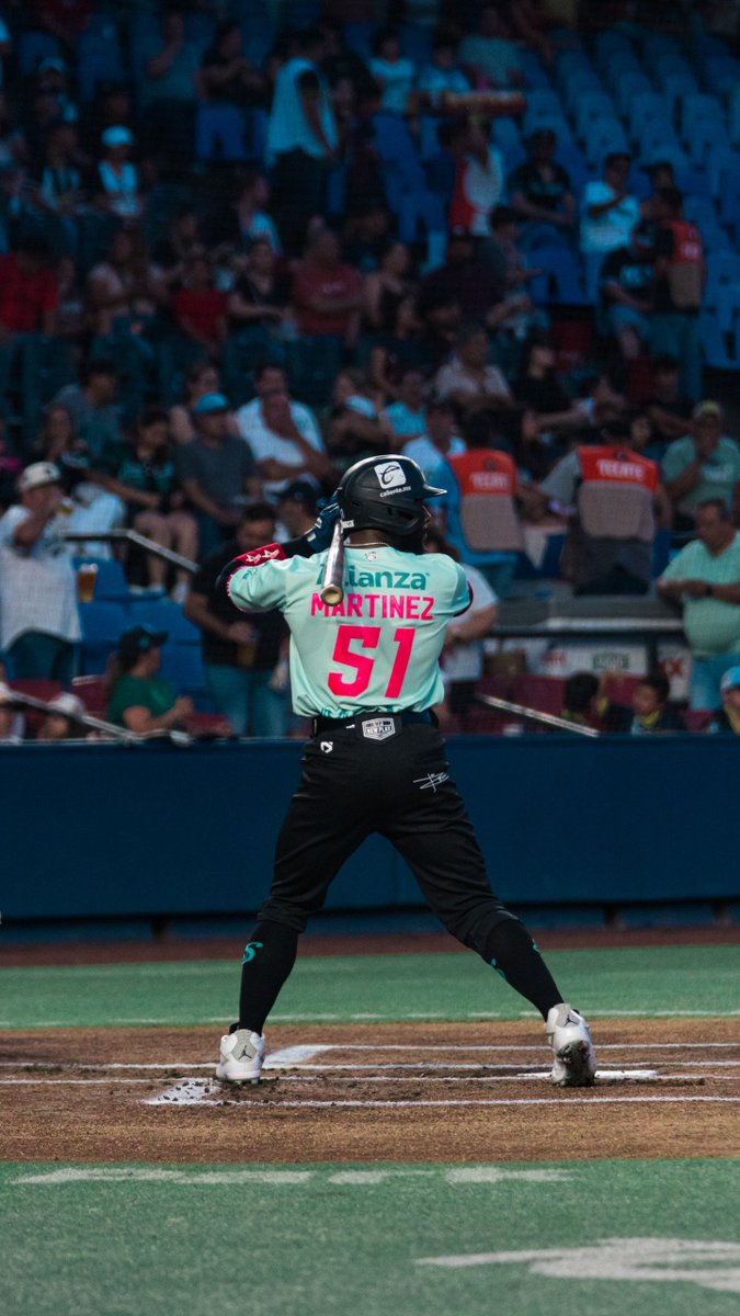 jardinizquierdo's tweet photo. #LMB⚾ | ¡PLAY BALL!

🎙️Comienza el segundo duelo del Clásico del Norte en el Walmart Park, @SultanesOficial buscará asegurar la serie ante @ClubSaraperos que evitarán perder el dominio anual de los Regiomontanos.

📊 Serie 1-0 a favor de Monterrey.

📷 Angel García https://t.co/JtFdodmNPW
