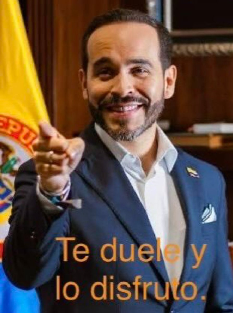 Emiliold76's tweet photo. @JoseWilmerPache @AlvaroUribeVel Lo más preocupante de los petristas de derecha (palomos), son los que atacaron al tigre y ahora por resignación, les toca apoyarlo... Pero serán los primeros en joder cuando surja algún tropiezo... He aquí, un ejemplo, Apenas pueden clavaran el puñal, a lo Santos... https://t.co/PdC8zxGSvS