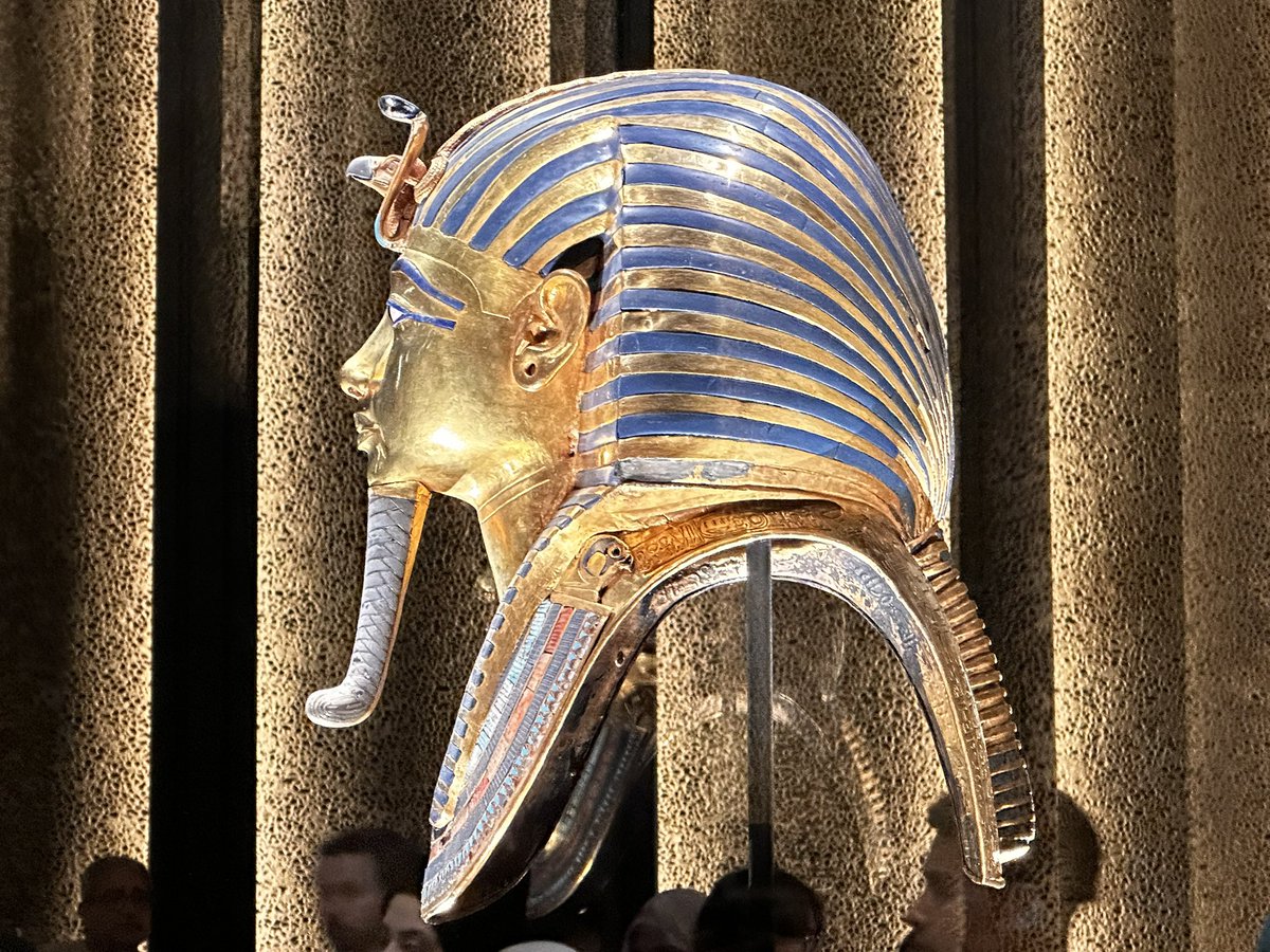 G4St4's tweet photo. 人生でツタンカーメンを見ることになるとは思ってもいませんでした👑 https://t.co/Q06TJy18eb