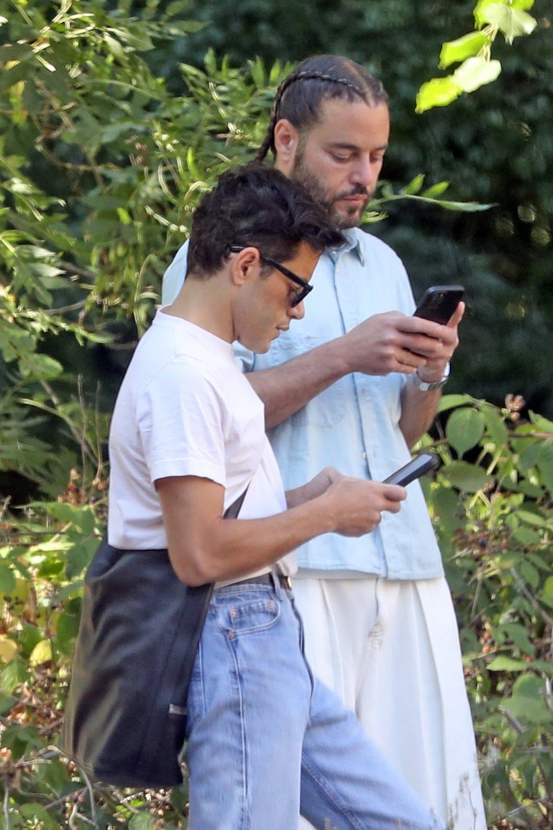 RamiMalek_KR's tweet photo. my love-hate situation with paparazzi sites continues https://t.co/bHerCGOIo2