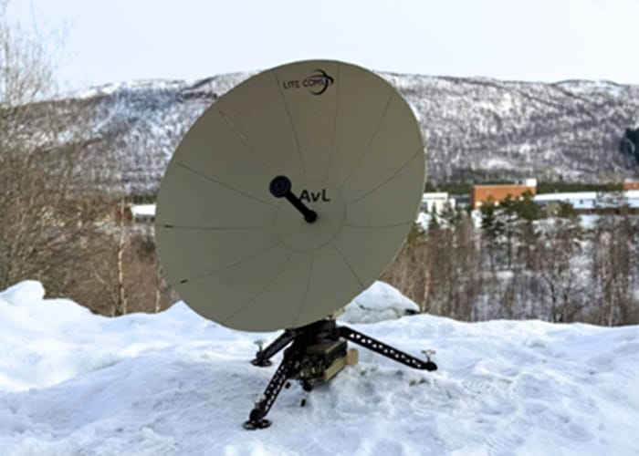 Aus_in_Space's tweet photo. Lite Coms wins $22 million SATCOM contract... Read more: https://t.co/XoumjMSCgm
@LiteComsLLC #SATCOM #DefenceCommunications #MilitaryTechnology #SatelliteCommunications #TacticalCommunications #DefenceIndustry #SecureCommunications https://t.co/BJbFRaPKdh