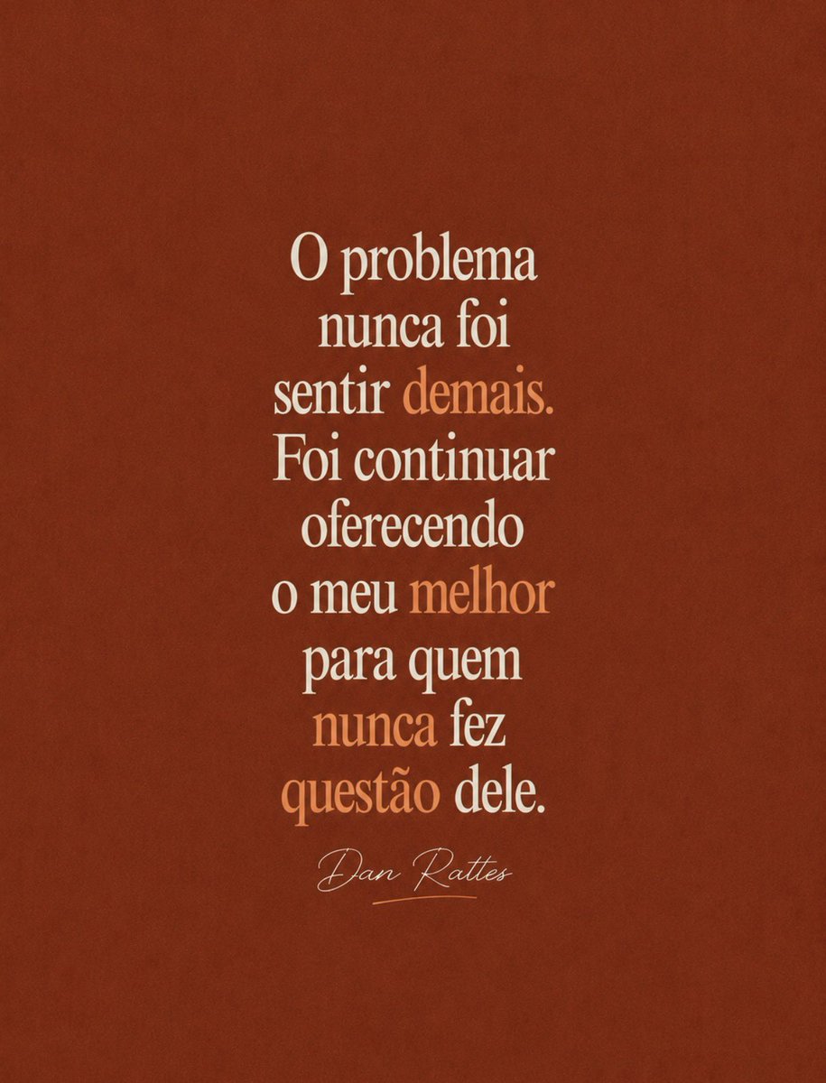 danrattess's tweet photo. Demorei para entender que intensidade nunca foi meu erro. O erro era insistir em entregar presença, cuidado e verdade para quem só aparecia quando era conveniente. A gente sofre menos quando para de diminuir o próprio valor para caber na falta de interesse de alguém. Quem valoriza o seu melhor não faz você implorar para oferecê-lo. Seu melhor merece reciprocidade, não tolerância.

💭✍🏻 | Dan Rattes

#pensamentosdodan