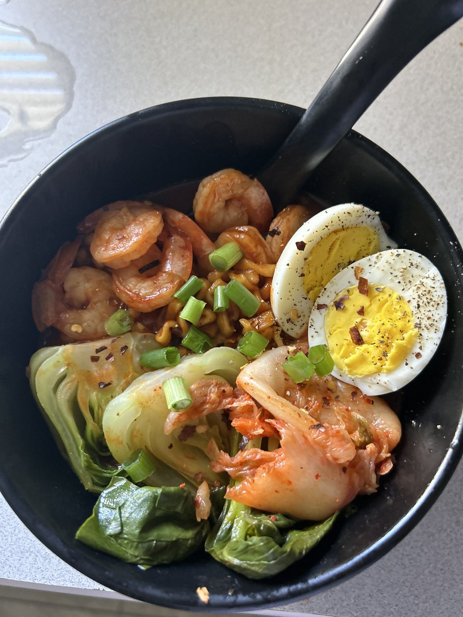 kennnmorrison's tweet photo. ft. meals I made myself lol. 

I want to go to culinary school, I swear. https://t.co/JBTsSvkNH7
